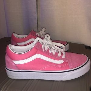 PINK VANS